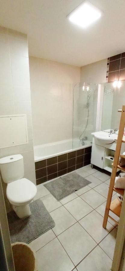Brit'S Studio Apartment Talange Exterior photo